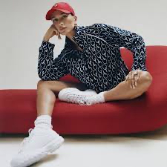 FILA Soft Velour Half Zip Hoodie - Picture 9 of 12